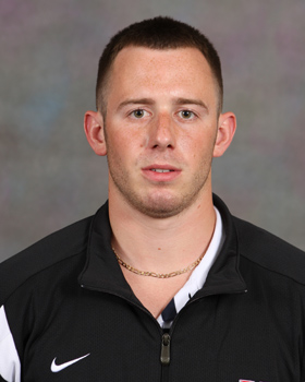 M. Basketball: Justin Pecka